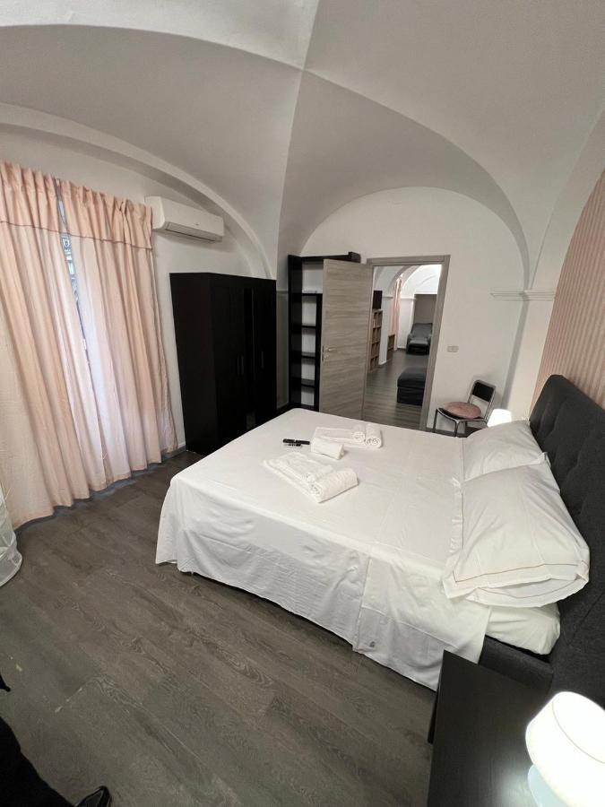 Duomo Rosa Home Aeroporto di Catania Fontana Rossa Esterno foto