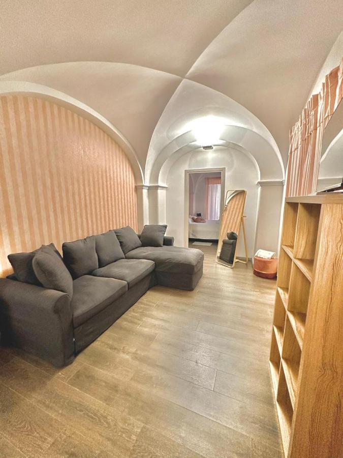 Duomo Rosa Home Aeroporto di Catania Fontana Rossa Esterno foto